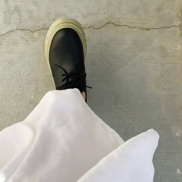 Dr. Martens Rikard Contrast Sole Leather Platform Oxfords - Picture 7 of 12